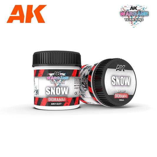 AK Interactive Wargame Terrain Snow (100ml)